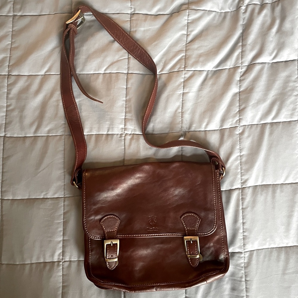 Genuine leather, made in Italy satchel